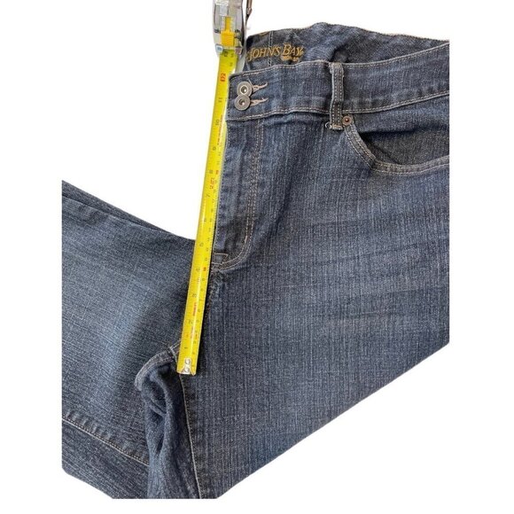 ST. JOHN'S BAY ~ Women's Modified Bootcut Jeans Capri Size 20W High-Rise Stretch - Picture 10 of 11